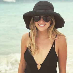 Meet your Posher, Riley